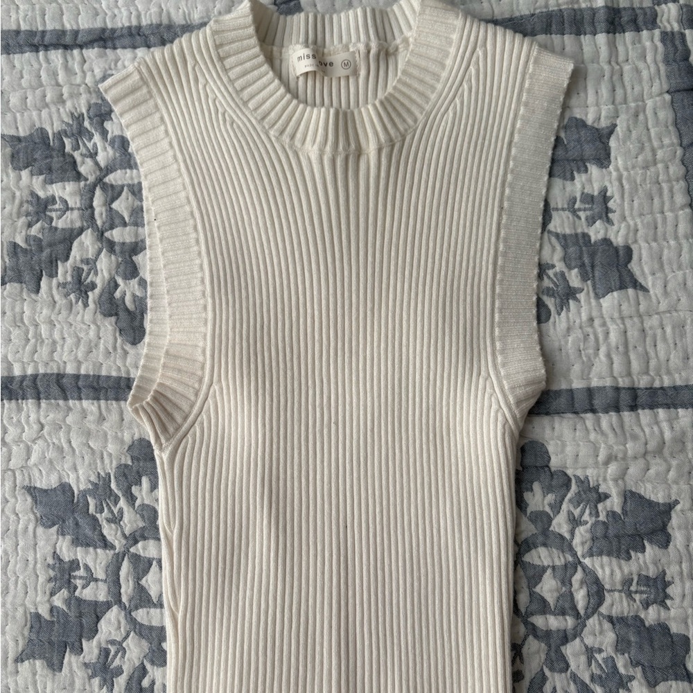 Wilfred Ribbed Tank Top in Cream